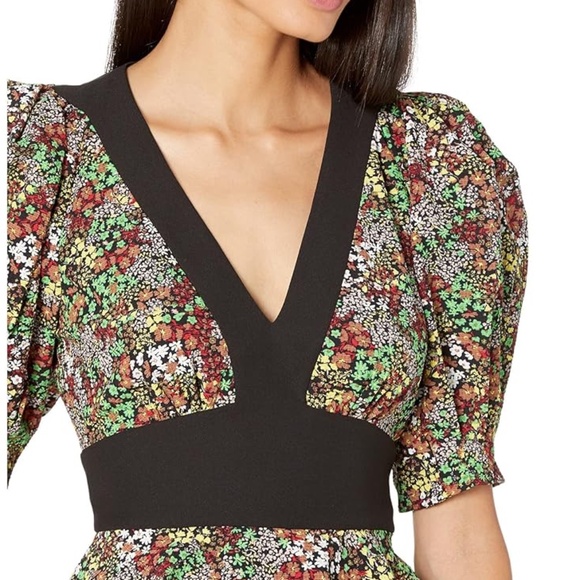 NWT Ted Baker Camilya Crepe Puff Sleeve Top Black - size small 4 - Picture 1 of 4